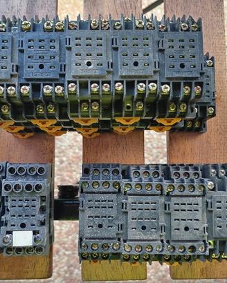 zoccoli porta relè elettronica vintage