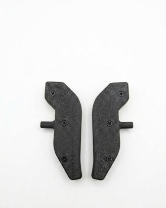 Ganci della cappelliera della Ford Puma