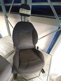 Sedile anteriore dx Peugeot 208 2013