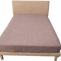 struttura letto con materasso 