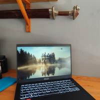 LAPTOP MSI - Ryzen 5 7530U 14" 8GB RAM 