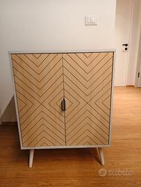 Credenza moderna in legno