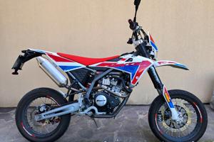 Fantic Motard 125 Performance 4t