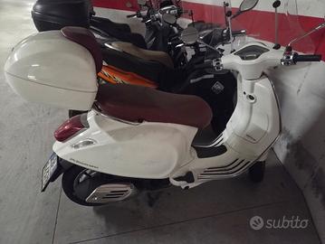 vespa 125 primavera bianca