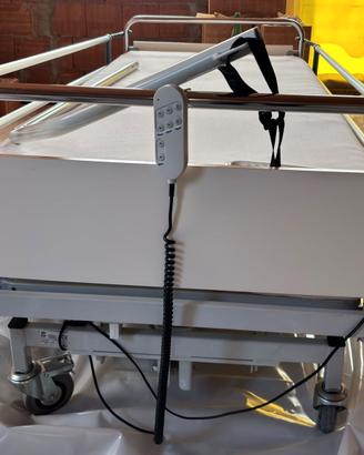 Letto ospedaliero elettrico professionale completo