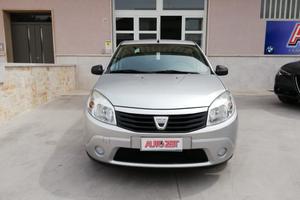 Dacia Sandero 1.4 GPL - 2010
