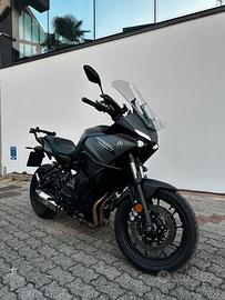YAMAHA TRACER 7