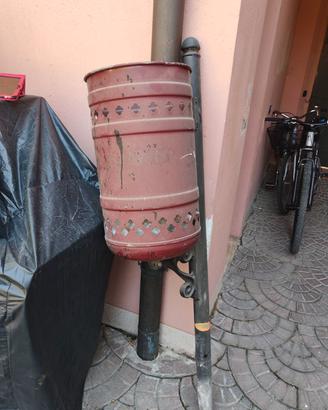 Cestino getta rifiuti da esterno
