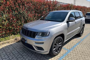Jeep Grand Cherokee Model S (motore nuovo)