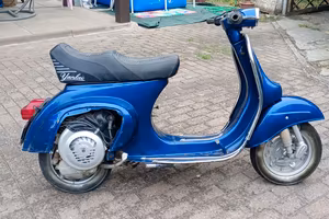 VESPA 50 special