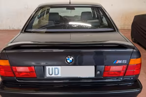 BMW M5 E34 3.8