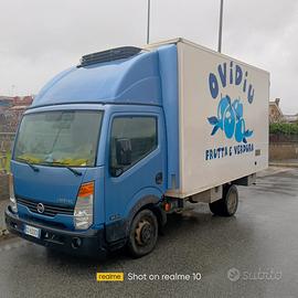 Patente b anno 2008 Nissan Cabstar 35