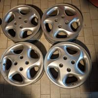 Cerchi in lega citroen/Peugeot Saxo 106 207