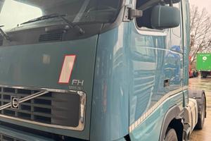 Trattore Volvo FH13 440 euro 5 automatico