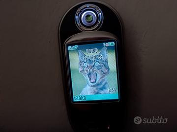 TELEFONO CELLULARE MOTOROLA