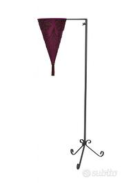 Lampada da terra in ferro con paralume viola