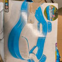 Piscina e scaletta