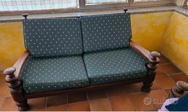 Set divano e 2 poltrone anni '70