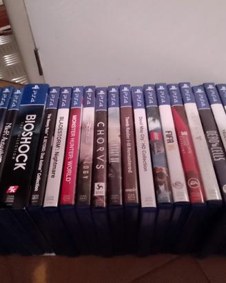 39 giochi PS4 come nuovi 