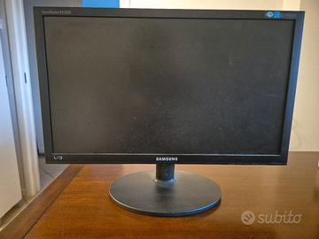 Monitor Samsung 22” funzionante – VGA/DVI – ideale