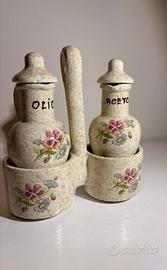 Set olio e aceto vintage in ceramica con supporto