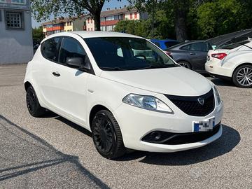 LANCIA Ypsilon 1.0 FireFly 5p S&S Hybrid Ecochic