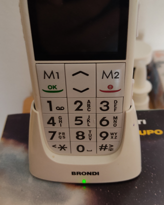 Telefono Brondi per persone anziane