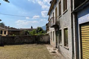 Crespano Monte Grappa Casa e Terreni