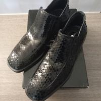 Mocassino in pelle di anaconda Cesare Paciotti.