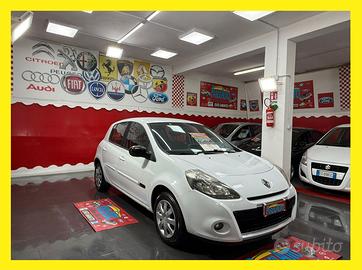 Renault Clio 1.2 16V 75cv Luxe - 2011