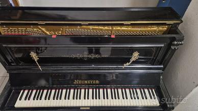 pianoforte verticale Neumeyer - ricordi e finzi