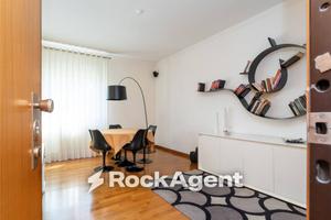 Appartamento di 132 m² con 4 locali e box auto a S