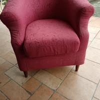 Poltrona in tessuto con piedini in legno – come nu