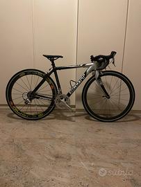 Bici da corsa xs per categorie giovanissimi o esor
