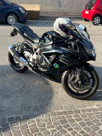 Suzuki Gsx r 750 k9