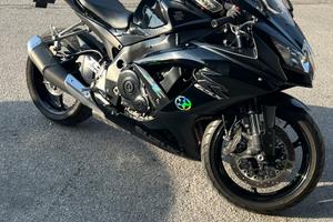 Suzuki Gsx r 750 k9