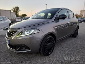 LANCIA Ypsilon 1.0 FireFly 5p.S&S Hybrid Silver