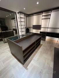 Cabina Armadio  con Isola  e Illuminazione LED