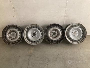 4 cerchi acciaio Smart W453 (terza serie)