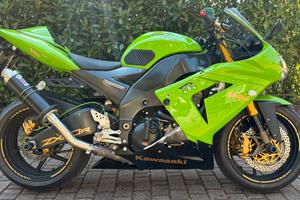 Kawasaki Ninja ZX10-R 2004