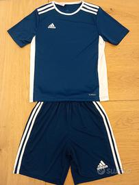 completo sportivo adidas 10-11 anni (150cm)