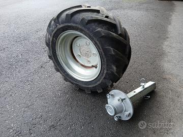 Pneumatici 23x10.50-12 completo di cerchi e mozzo