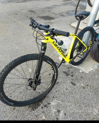 Cannondale f29 carbon 4.