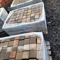 AUTOBLOCCANTI IN CEMENTO