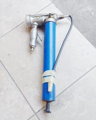Ingrassatore ad aria elettronico