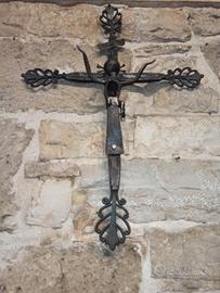 Crocifisso in ferro battuto