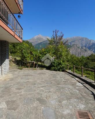 CASA SEMINDIPENDENTE A MEANA DI SUSA