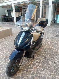 Piaggio Beverly Tourer 300