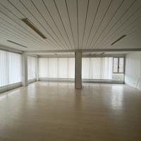 Locale deposito/commerciale