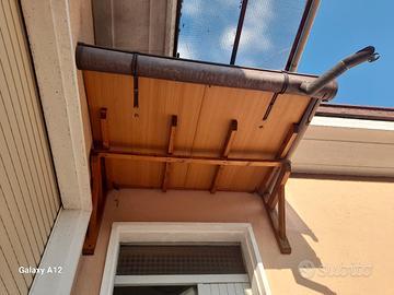 Pensilina in legno lunghezza metri 1,40 x 1,20